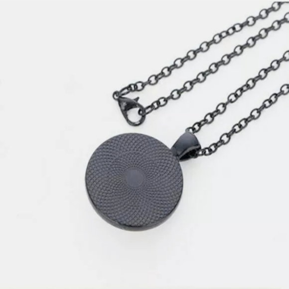 New Gustav Klimt Tree of Life Black Glass Necklace - Picture 4 of 5